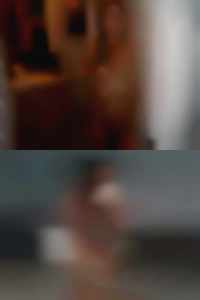 I love naked boob play too.