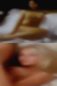 Nude woman kiss pussy.